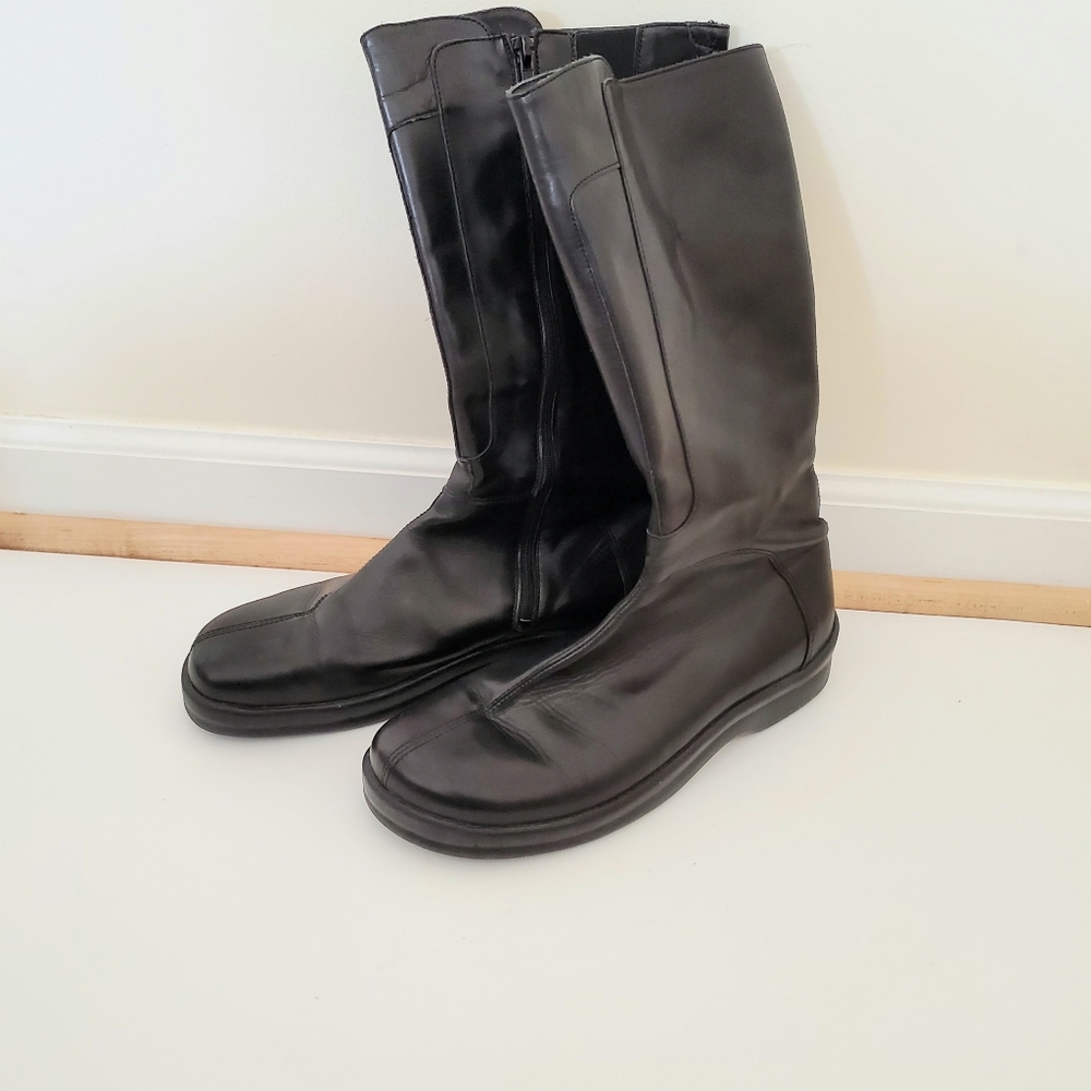 Footprints by Birkenstock FINE Black boots!